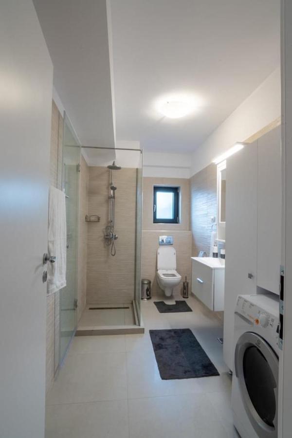 Portami Al Mare - Apartament, Terasa & Curte Năvodari Buitenkant foto
